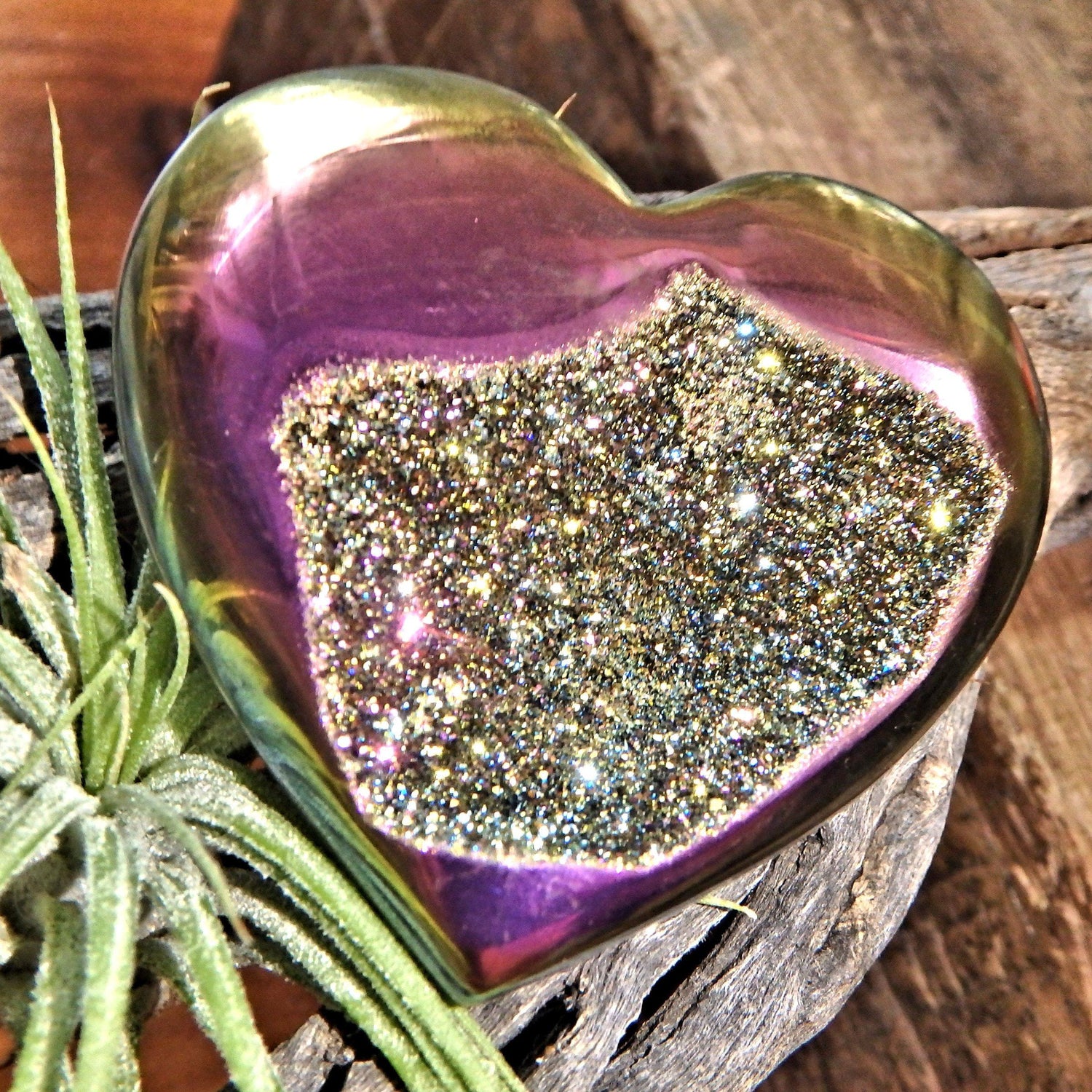  Brilliant Druzy Sparkle Rainbow Titanium Quartz & Agate Geode Heart Carving