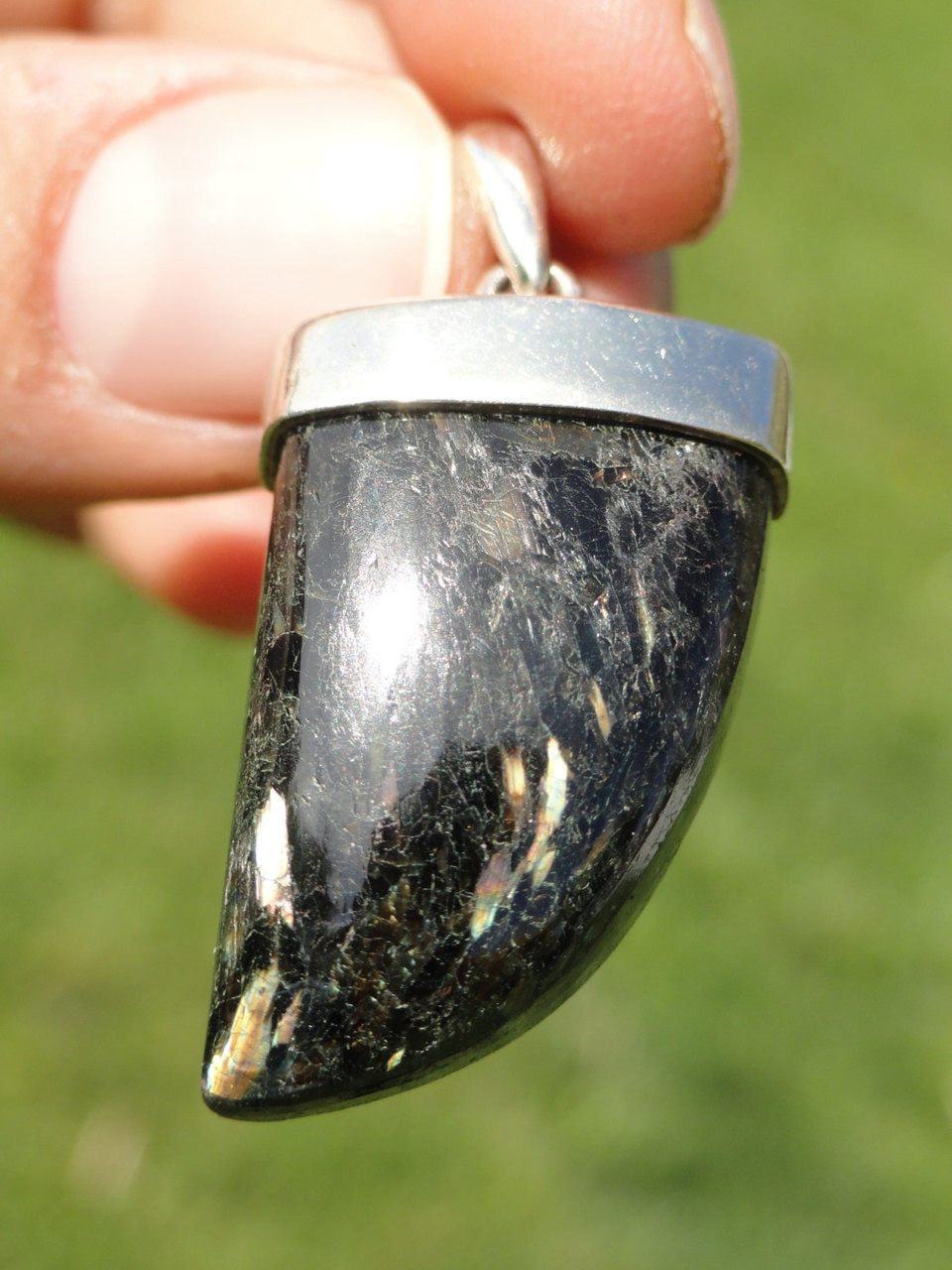  Beautiful Lightening Flash NUUMMITE Pendant In Sterling Silver* Includes Free Silver Chain
