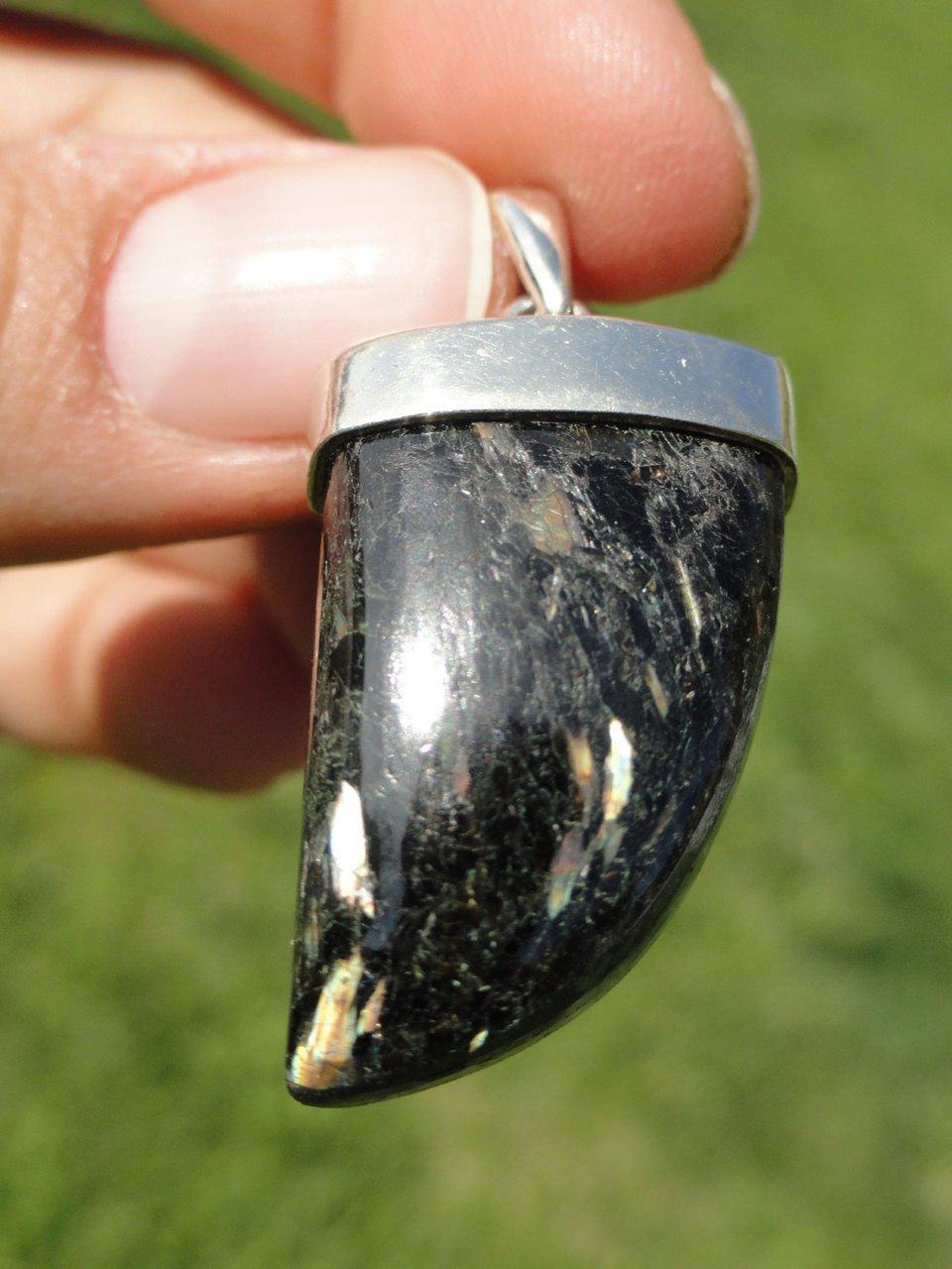  Beautiful Lightening Flash NUUMMITE Pendant In Sterling Silver* Includes Free Silver Chain
