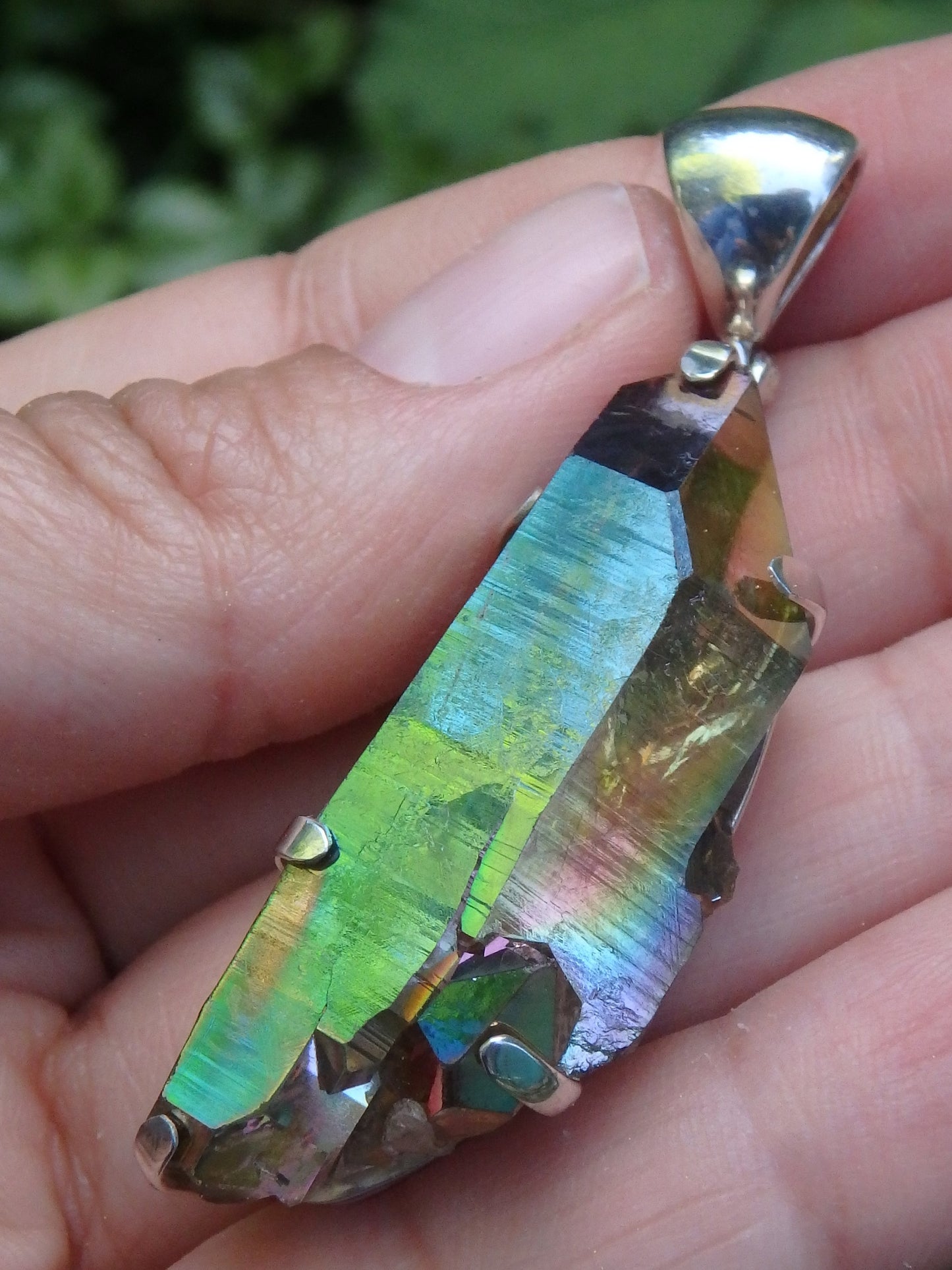 Incredible Rainbows~DT Titanium Quartz Pendant In Sterling Silver (Includes Silver Chain) - Metiz Tier Price